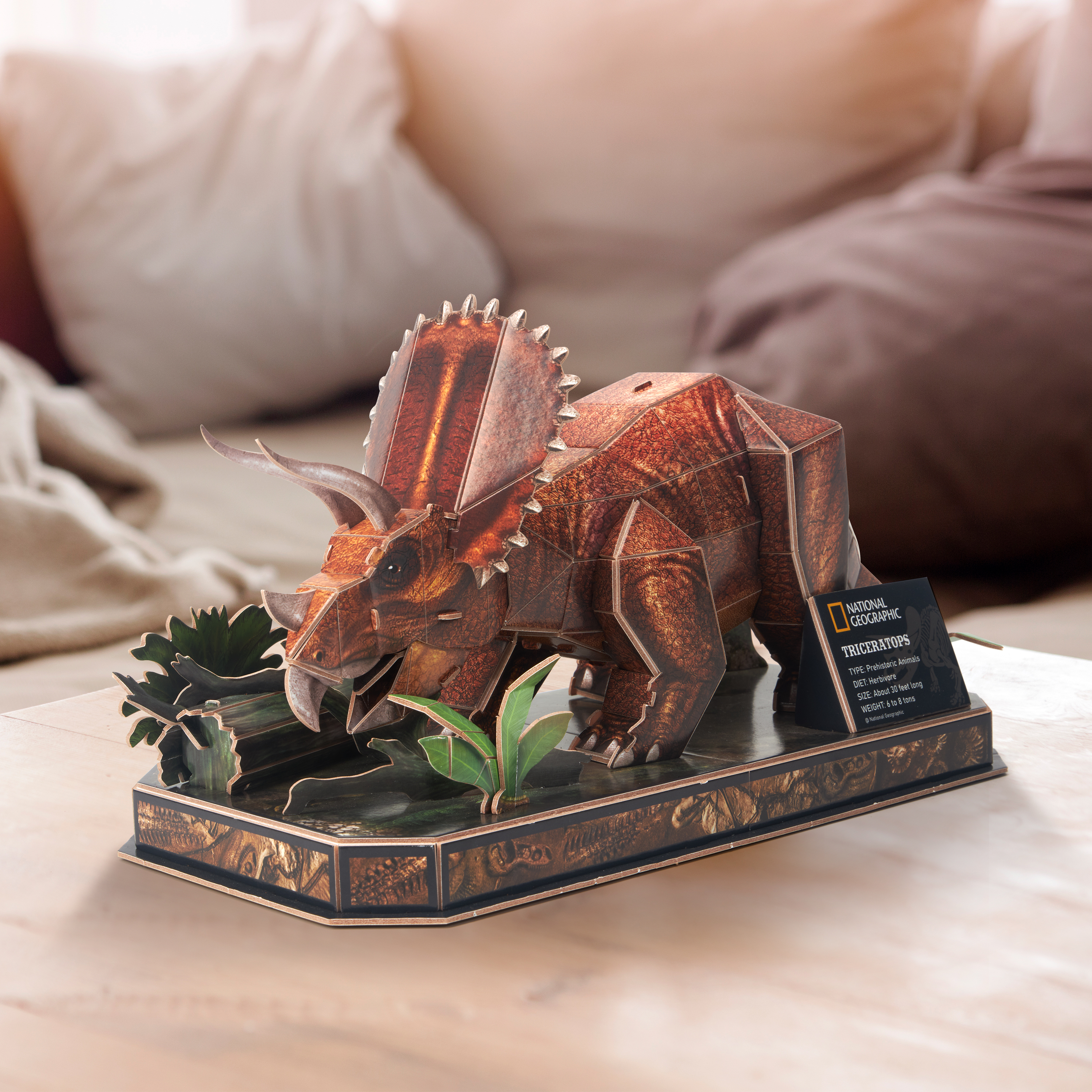 NatGeo Triceratops DS1052